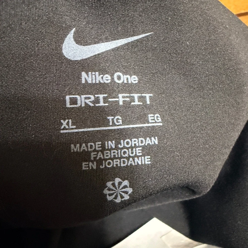 Nike One Dri-FIT Short Bodysuit Black Contrast Stitch Athletic Romper XL Sporty